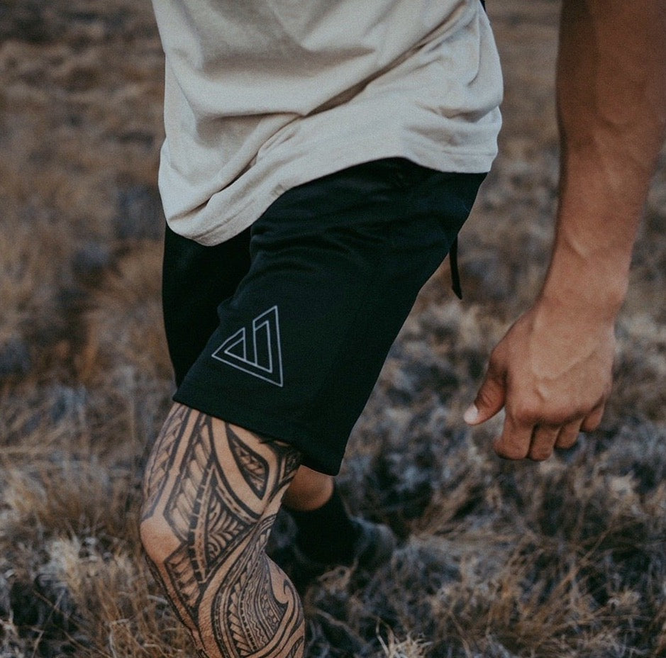 REFLECTIVE GROWTH SHORTS